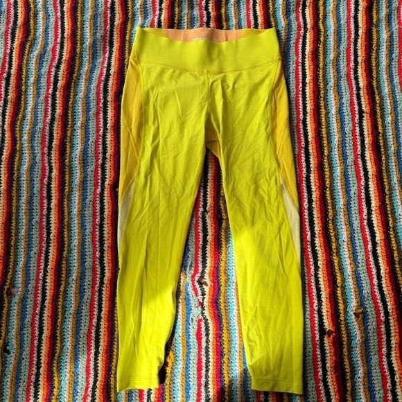 Outdoor Voices Yellow Compression 27” inseam leggings Large - Picture 2 of 4